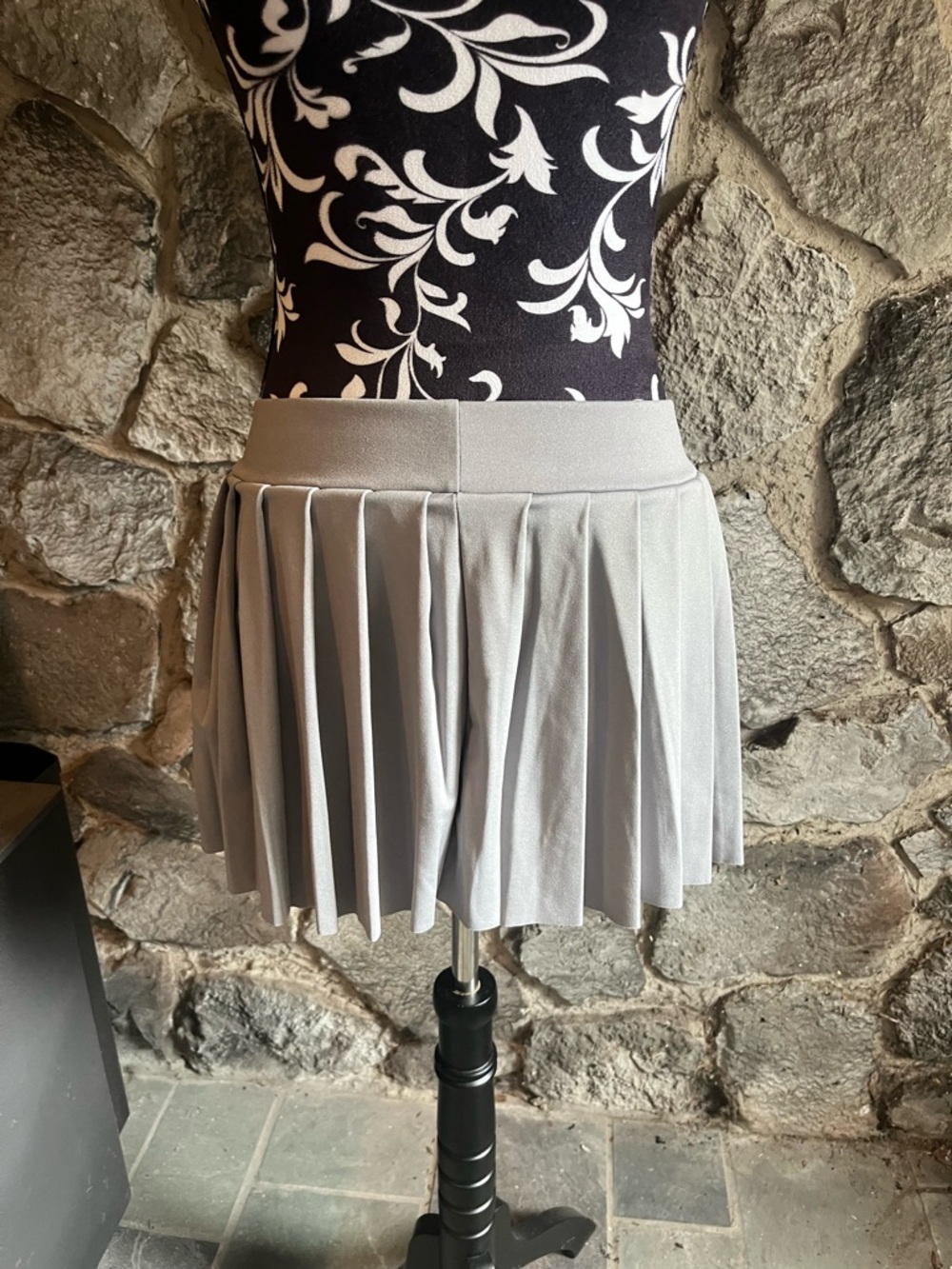 NWT Yoxua Gray Mini Skirt S
